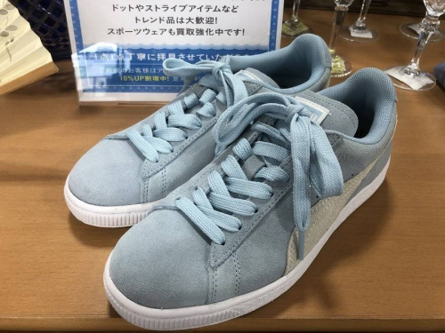 スニーカーのPUMA