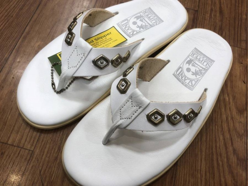 サンダルのISLAND SLIPPER