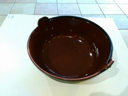 和食器の鉄鍋