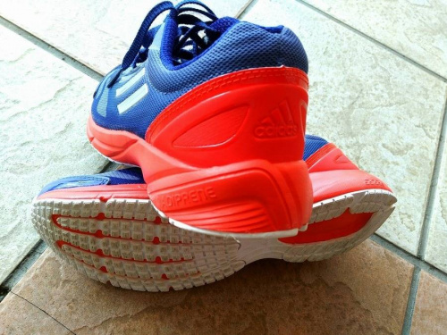 adidasの中央林間 靴