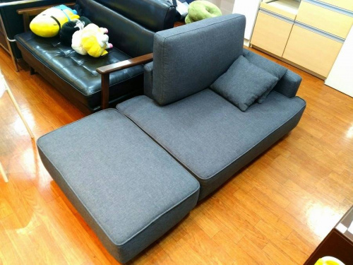 家具のソファ