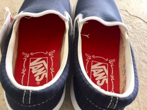 スニーカーのVans