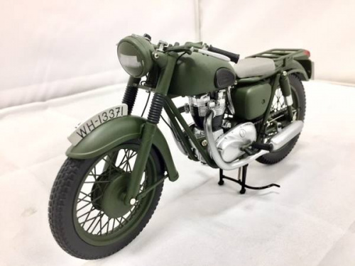 ミニカーのTRIUMPH