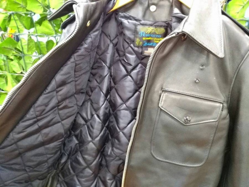 ライダースジャケットの中央林間衣類