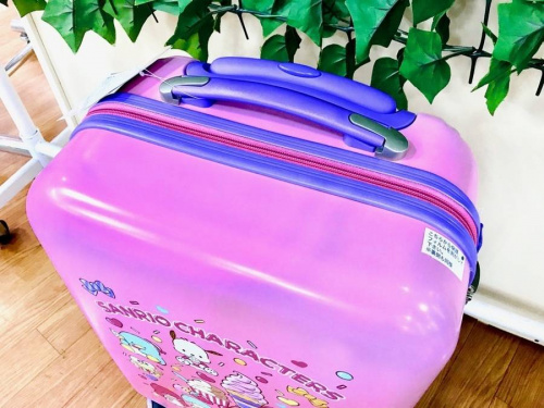 キャリーバッグのSanrio