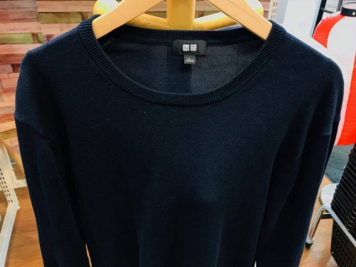 ニットのUNIQLO