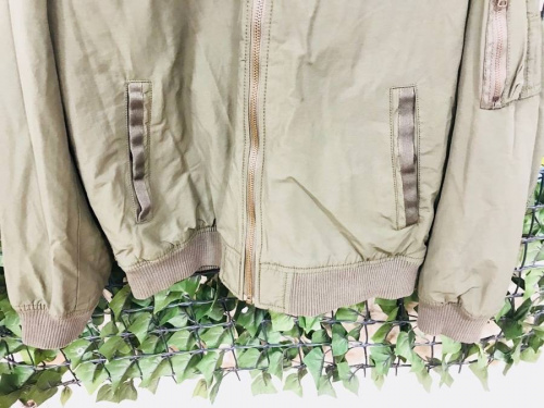 MA-1ジャケットのGAP