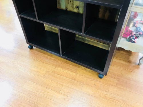 ラックのキャビネット