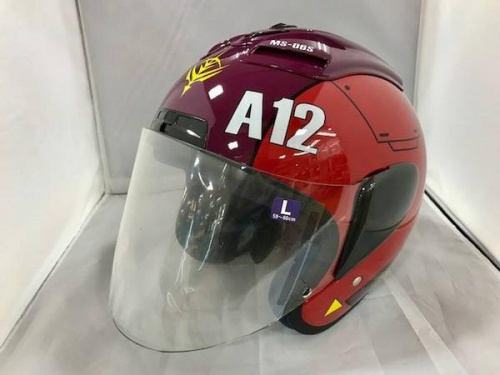 アウトドア用品のヘルメット