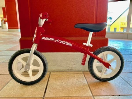 スポーツ用品の自転車