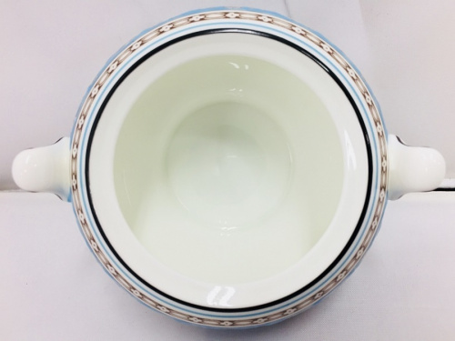 中古洋食器のWEDGWOOD