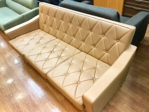 家具のカリモク