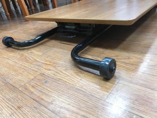 中央林間のリフティングテーブル