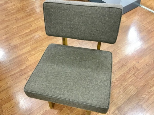 家具のソファ