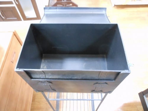 アンティークのレターボックス