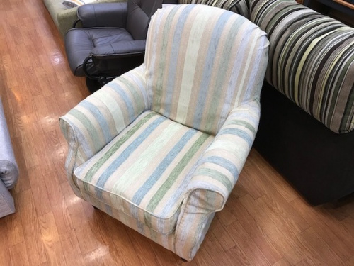 家具のソファ