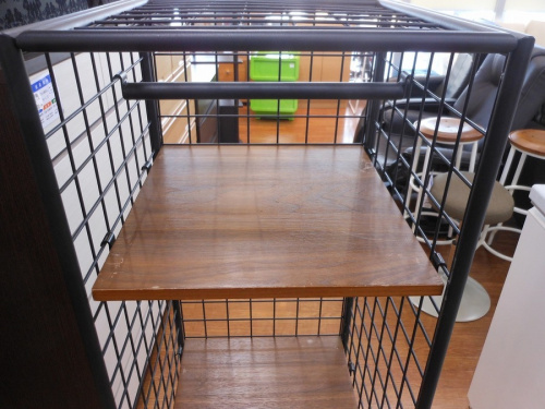 B-COMPANYの中央林間家具