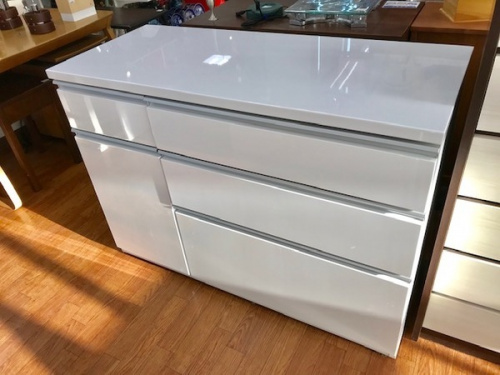 家具のカウンター