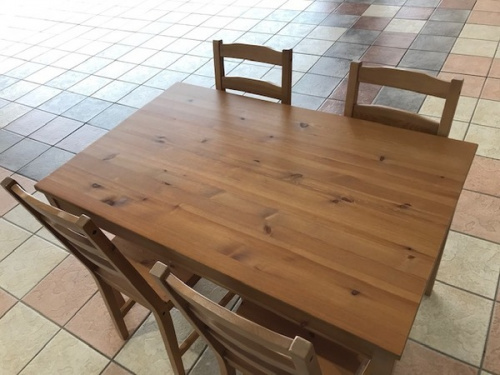 家具のダイニングセット