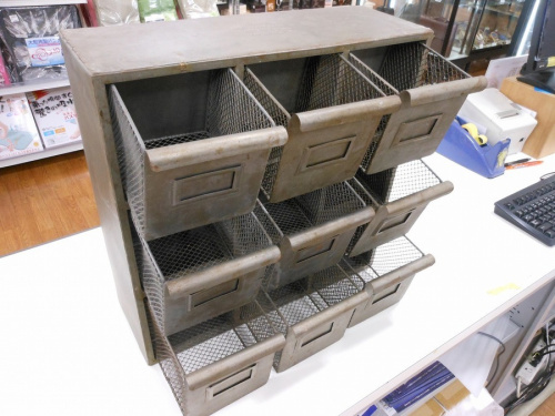 アンティーク調中古家具の中央林間