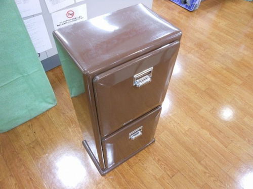 家具のダストボックス