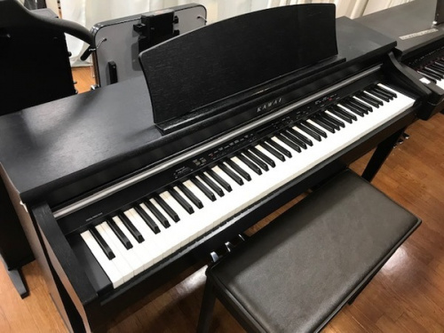 楽器の電子ピアノ