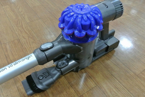 ハンディクリーナーのdyson