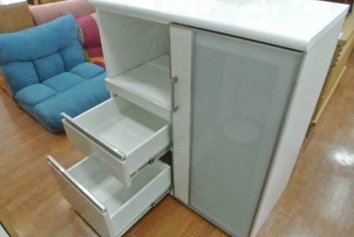 キッチンカウンターのニトリ