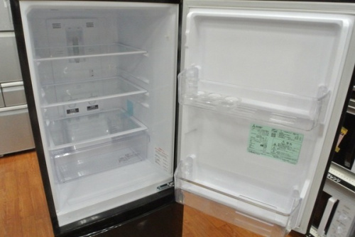 冷蔵庫の2ドア冷蔵庫