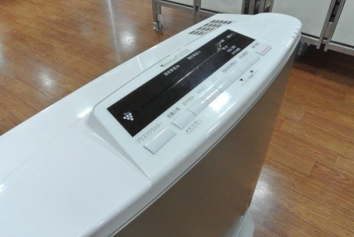 燃焼系暖房器具の都市ガスファンヒーター