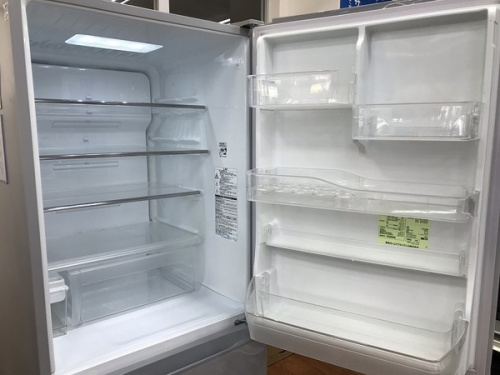 冷蔵庫の5ドア冷蔵庫