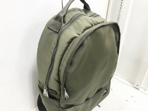 FRED PERRYのデイパック