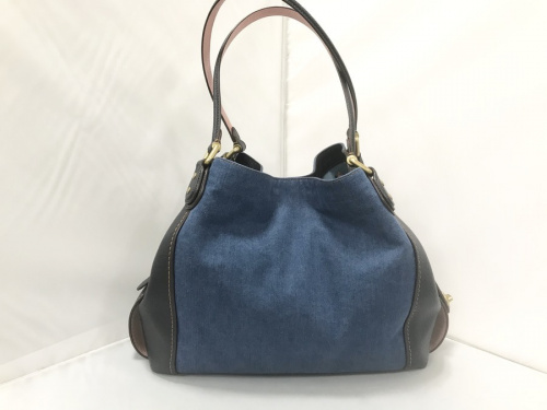 バッグのトートバッグ