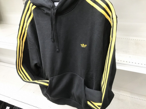 パーカーのadidas originals