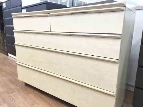 チェストの4段チェスト