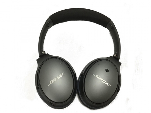 ノイズキャンセリングのヘッドホン