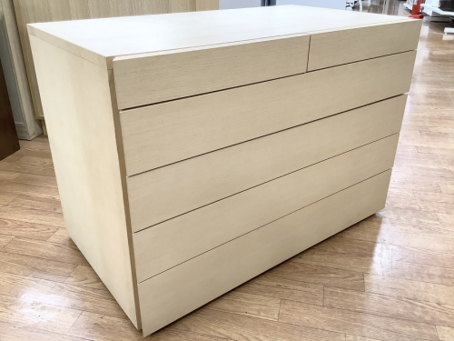 収納家具のチェスト
