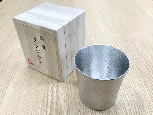 テーブルウェアの洋食器