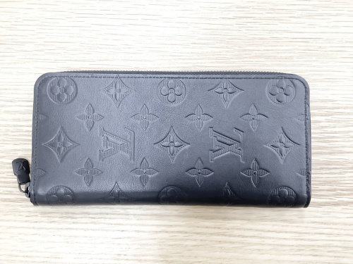 財布のLOUIS VUITTON