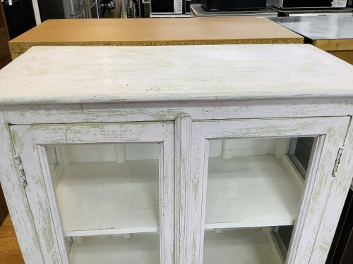 キッチン収納のカントリー雑貨