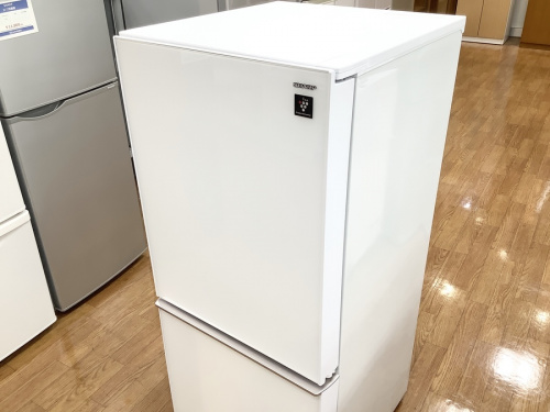 キッチン家電の冷蔵庫