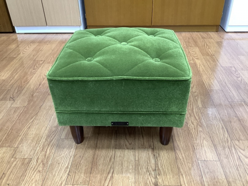 ソファーのオットマン