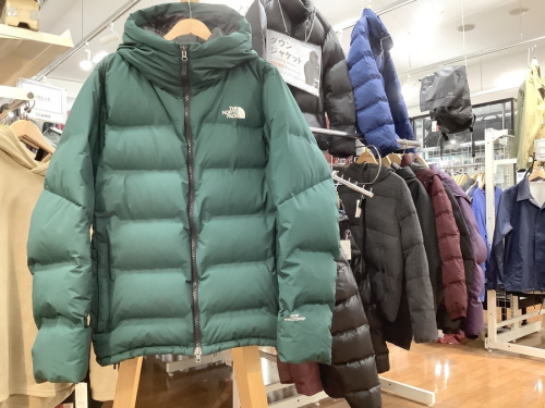 トップスのジャケット