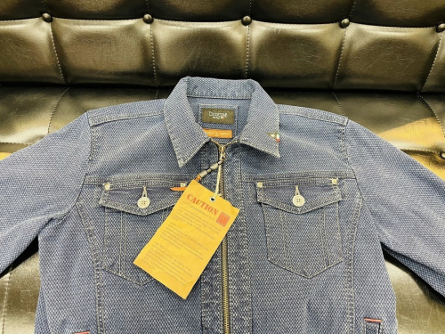 ジャケットのBarassi(バラシ)
