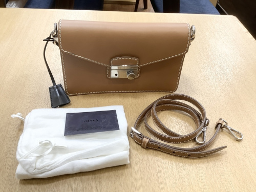 中央林間 プラダ 中古 のPRADA