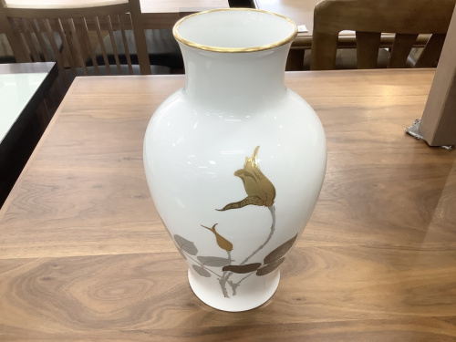 花器のフラワーベース