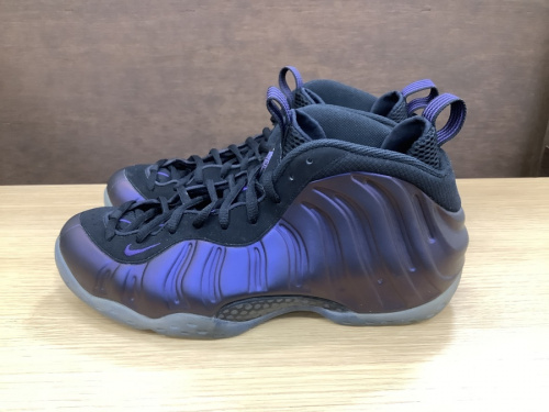 スニーカーのNIKE