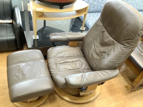 家具のソファ