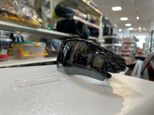 サングラスのOAKLEY