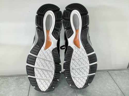 大和市　靴の中央林間　靴